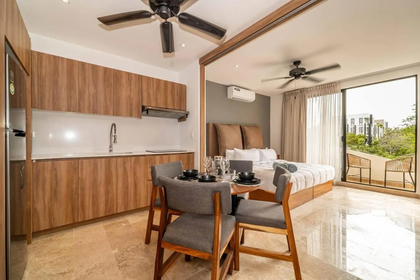Holiday home King Studio With Balcony, Rooftop Pool In Trendy Aldea Zama Tulum